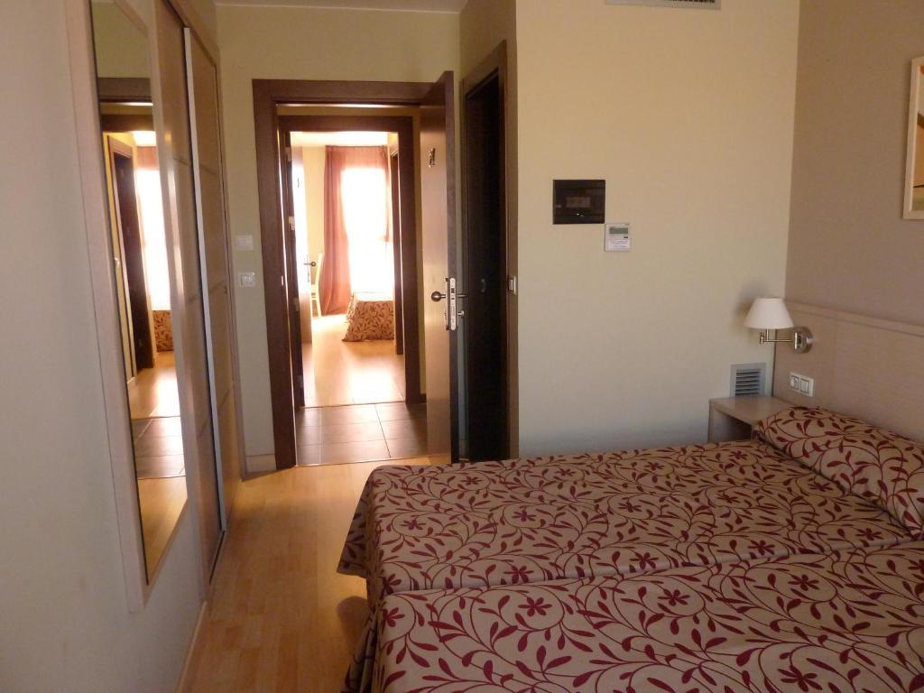 Arcohotel San Mateo de Gállego Pokoj fotografie